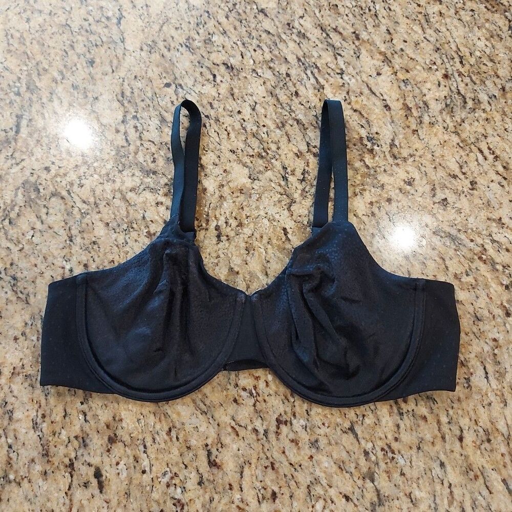 Wacoal Underwire Back Smoothing Bra Style 855303 Black Size 38D Unlined